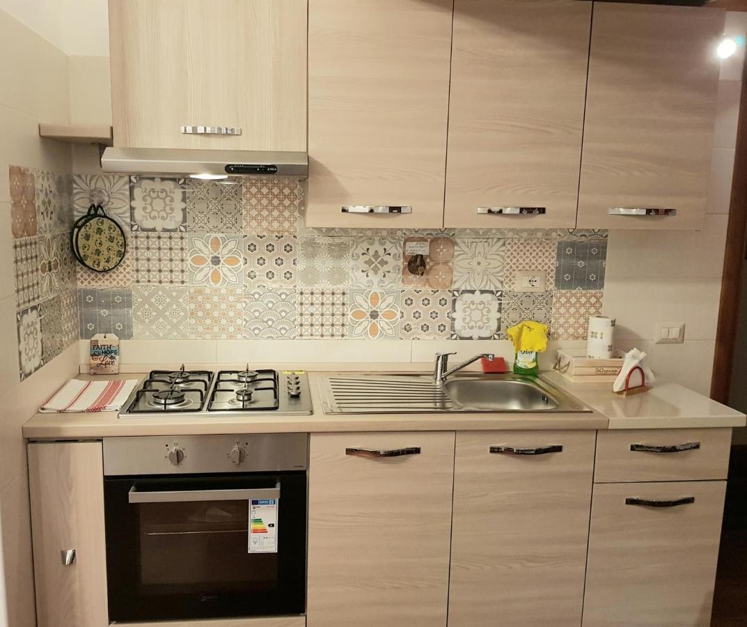 Modern Apt Reventino - Le Lincelle, Lamezia サンテウフェミア・ラメーツィア エクステリア 写真