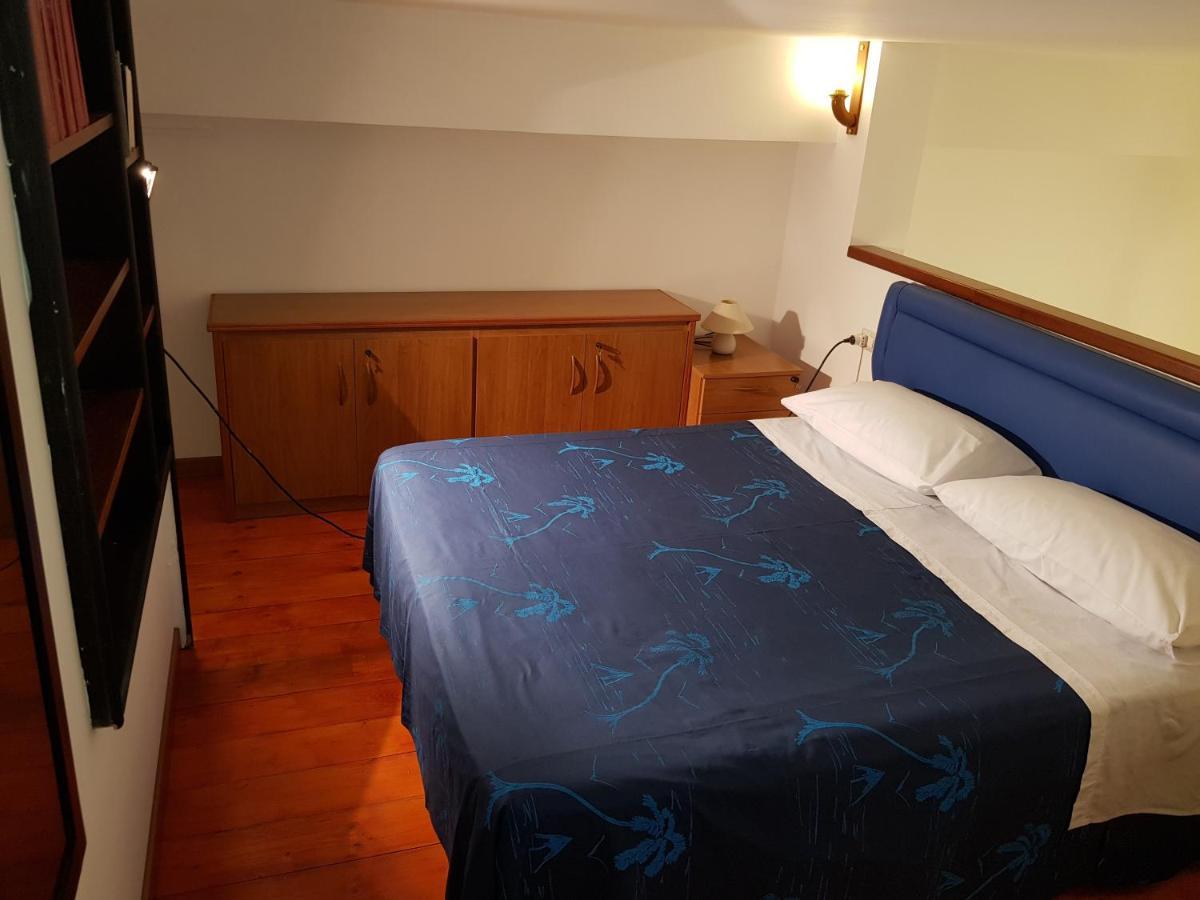 Modern Apt Reventino - Le Lincelle, Lamezia サンテウフェミア・ラメーツィア エクステリア 写真
