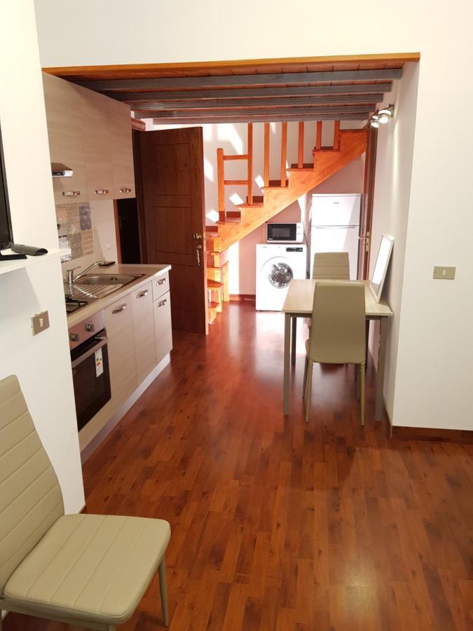 Modern Apt Reventino - Le Lincelle, Lamezia サンテウフェミア・ラメーツィア エクステリア 写真
